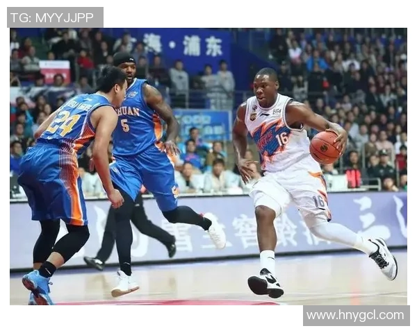 上海篮球队以75分稳居冠军赛积分榜首位展现强劲实力 上海篮球队以75分稳居冠军赛积分榜首位展现强劲实力