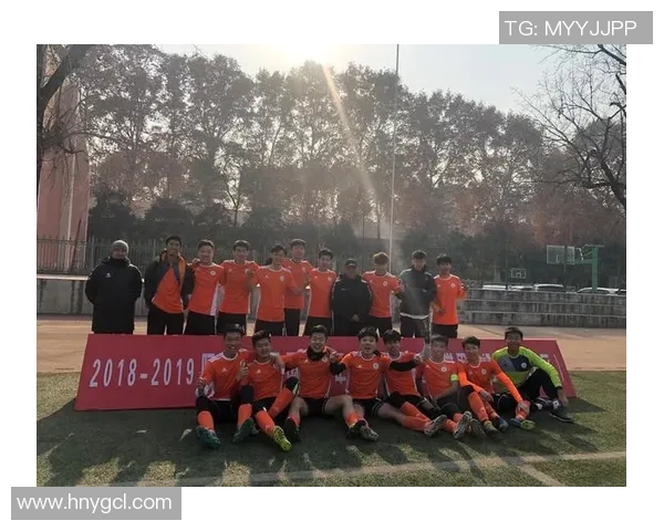 西安羽毛球队在城市联赛中以90分稳居榜首展现强劲实力 西安羽毛球队在城市联赛中以90分稳居榜首展现强劲实力