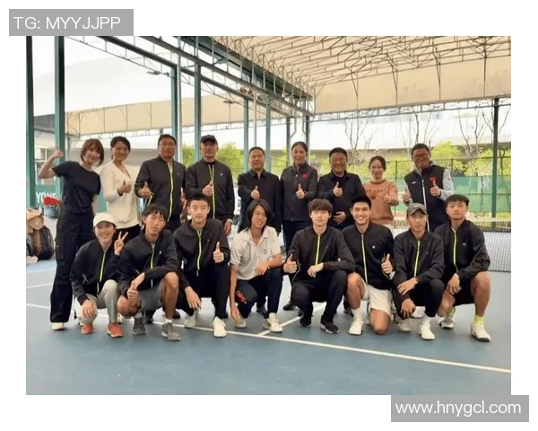 重庆网球队与杭州网球队赛后分析力量对比与战术探讨 重庆网球队与杭州网球队赛后分析力量对比与战术探讨