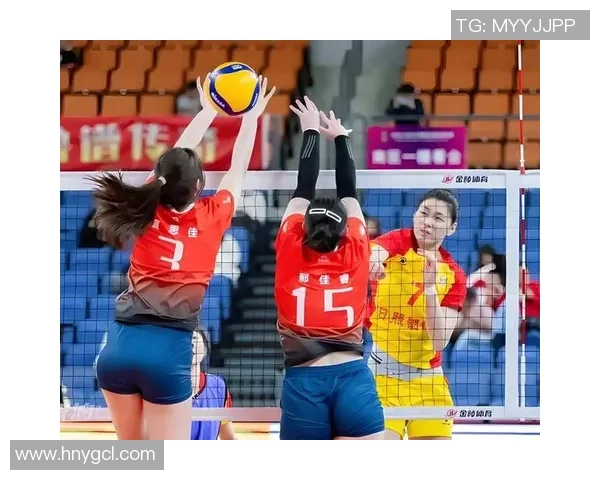 上海排球队在最新排球状态排行榜中荣登第六名展现强劲实力